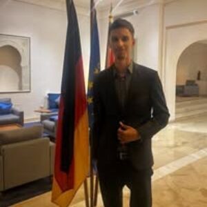 Med Karim B.