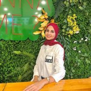 Mouna Z.